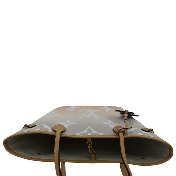 LOUIS VUITTON  Neverfull MM By The Pool Monogram Giant Tote Bag Brume - Picture 5 of 13